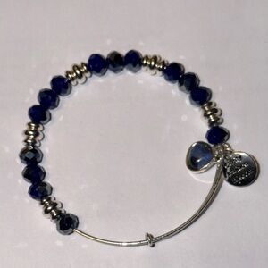 Avon Studio 1886 Silver and Blue Beaded Bracelet